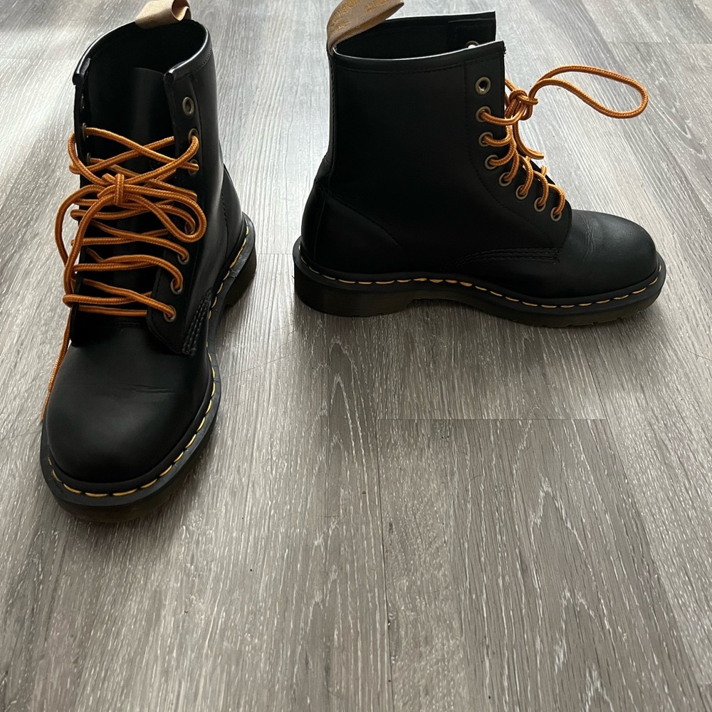Vegan Dr. Martens classic boots